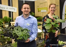 Martijn Wolmerstett and Debbie Elstgeest from Elstgeest Youngplants. Martijn holds the Alocasia Dragon Scale and Debbie their Homalamena Maggy.